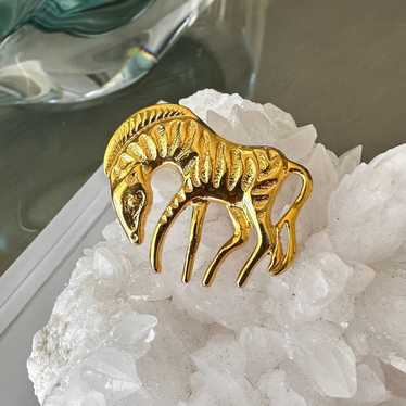 2025公式店舗 Vintage brooch zebra - Gem アクセサリー