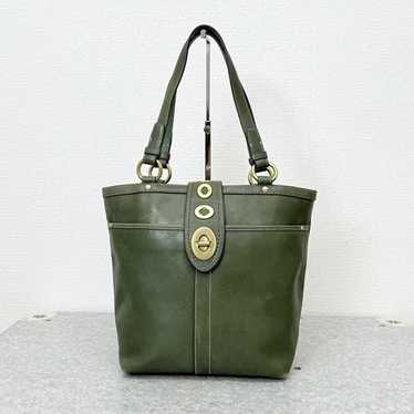 バッグ Coach Legacy Turnrock Slim Flap Totebag Amazon.com: COACH Legacy Tote, Black : Clothing, Shoes & Jewelry