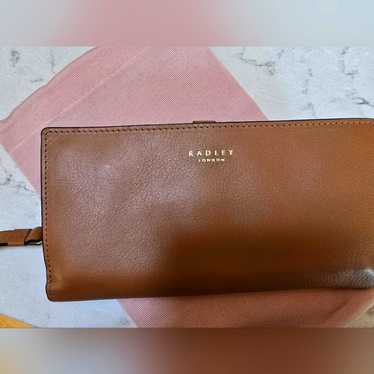 【ラドリーロンドン】RADLEY フラップオーバー ID入れ付 長財布 Amazon.com: RADLEY: Collectibles