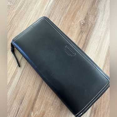 小物 Vintage Coach Legacy Long Wallet Y2K Vintage Coach Legacy Hampton Bi-Fold Black Leather | Depop