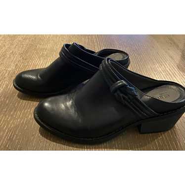 Euro Soft By Sofft Amelia Block Heel Clog Size 7 - image 1