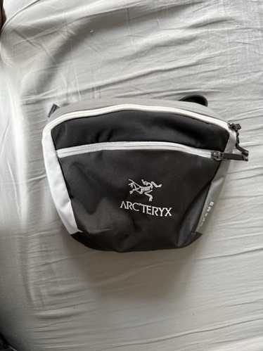 Arcteryx × beams waist - Gem
