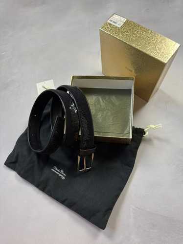 Undercover black belt - Gem