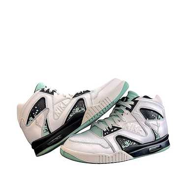 Nike Air Tech Challenge バッシュ バスケシューズ ナイキ Nike Air Tech Challenge II | Foot Locker