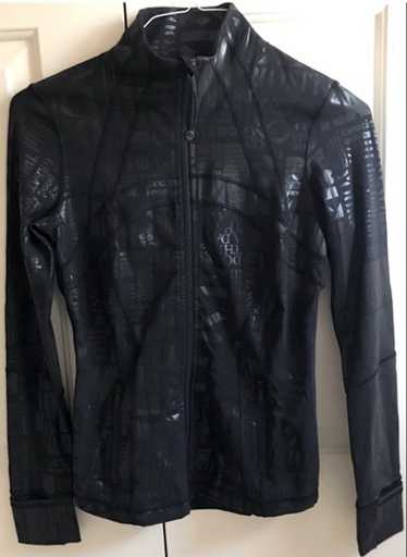 Mikki様用ルルレモンDefineJacketNulu素材 カモフラージュ柄 最 安値 価格スポーツ - Mikki様用ルルレモンDefineJacketNulu