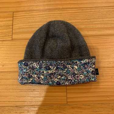 Agnes b. cap - Gem