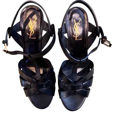 【Saint Laurent】TRIBUTE 75 PLA SA KING PAL LUX◆315490AAAAH TRIBUTE platform sandals in patent leather | Saint Laurent