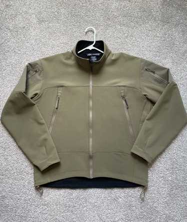 ARC'TERYX LEAF Bravo Jacket GEN1 Lサイズ ARC'TERYX LEAF Bravo Jacket GEN1 Lサイズ