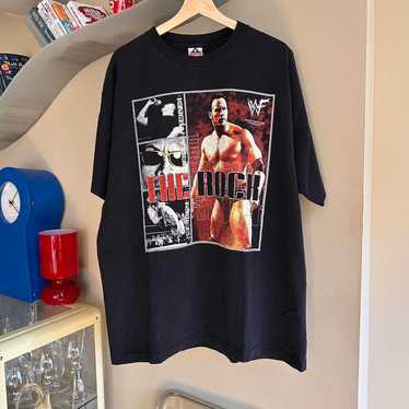 The rock wwf shirt - Gem