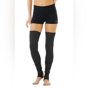 インナー・ルームウェアその他 [Alo Yoga] Goddess Leg Warmers Goddess Leg Warmer - Black | Parallel