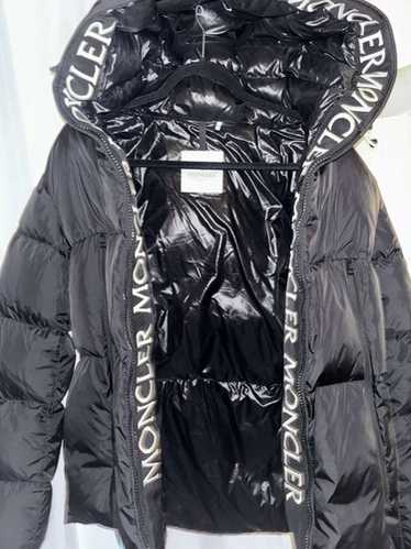 MONCLER｜DOWN JACKETS (9I00003 M5412 999) Down Jackets, Bubble Coats, Parkas & Vests for Men | Moncler US