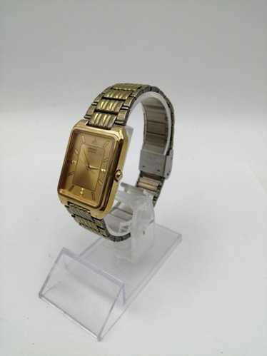 Seiko V701-5J00 Quartz Watch - Gem