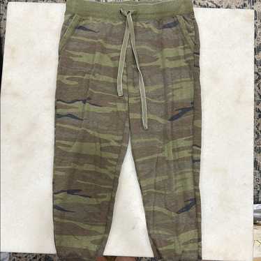 Olive green z supply - Gem