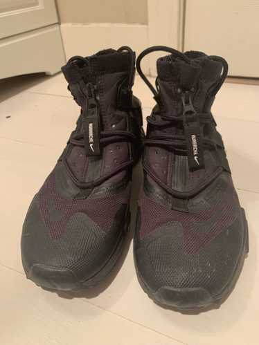 huarache gripp triple black