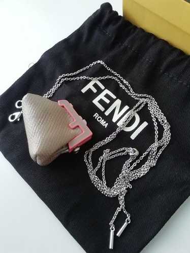 フェンディ Pico ピコ フェンディファースト チャーム ロングネックレス 楽天市場】フェンディ FENDI フェンディファースト ピコ 7AS180
