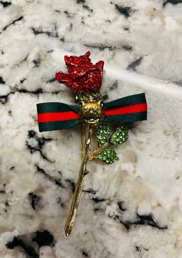 【美品】 グッチ ブローチ クリスタル メタル GG ダブルG シルバー Gucci crystal brooch - Gem