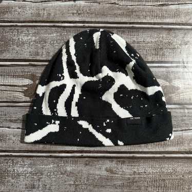 Lightweight grotto toque - Gem