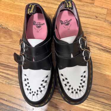 Dr.Martens × LAZY OAF DR. MARTENS x LAZY OAF ​