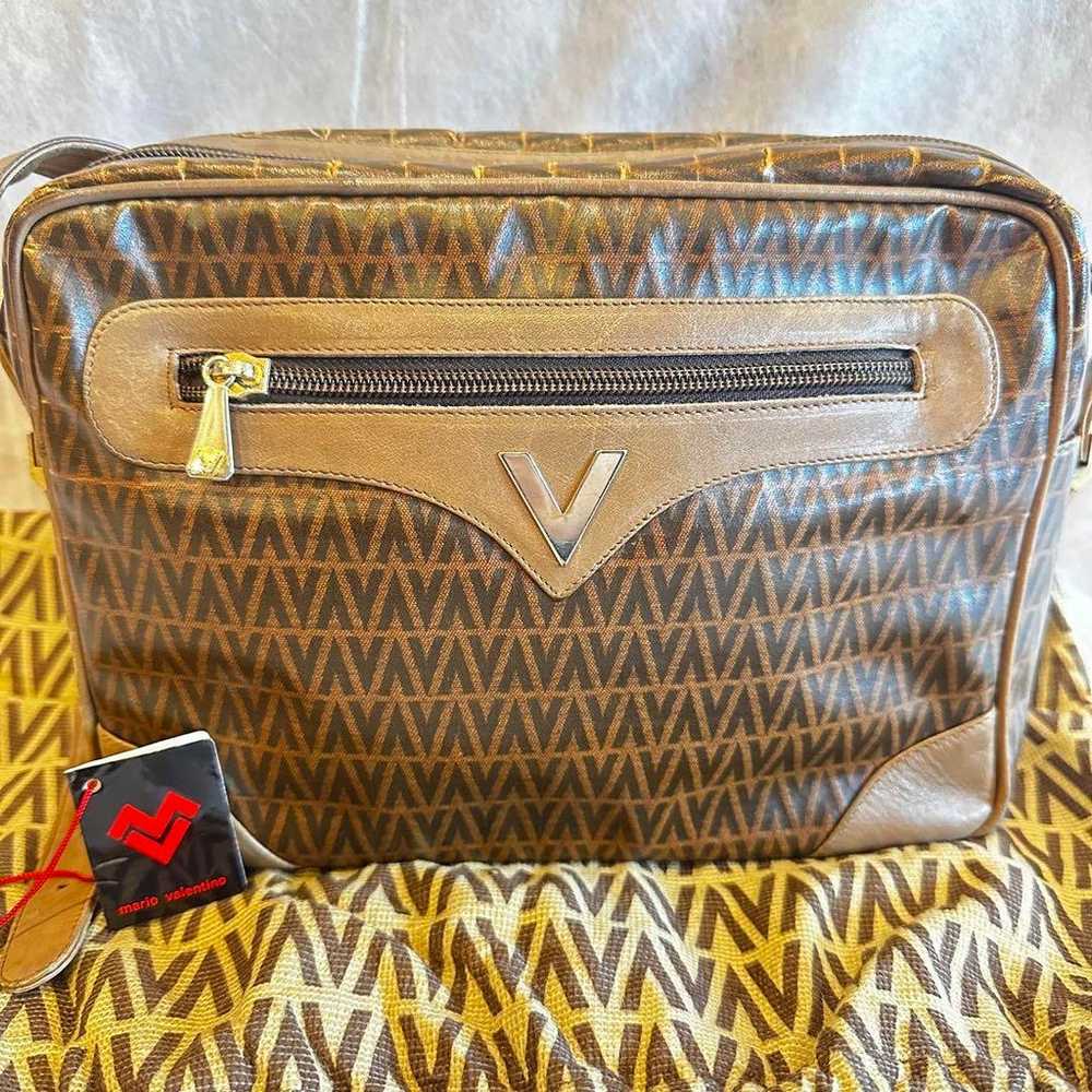 【Authentic】 Valentino Shoulder Bag