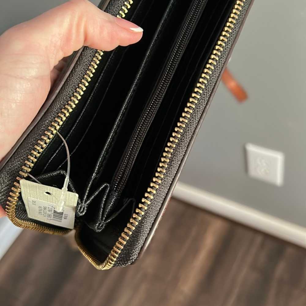 Fossil Handbag with matching wallet ( wallet new … - image 5