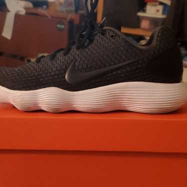 hyperdunk 2017 low premium