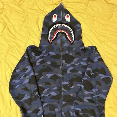 ジャケット・ブルゾン APE  COLOR CAMO HOODIE JACKET 140 BLUE BAPE Blue camo hoodie fur down jacket A Bathing Ape Size L