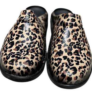 ★OOFOS★ OOCLOOG LUXE LEOPARD Clog Luxe Leopard Oofos OOcloog Leopard Womens 10 Slip On Brown Mules Clogs