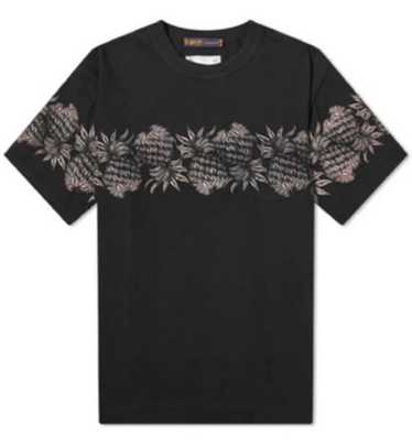 sacai × SUN SURFのコラボレーションアイテムが12月21日に発売