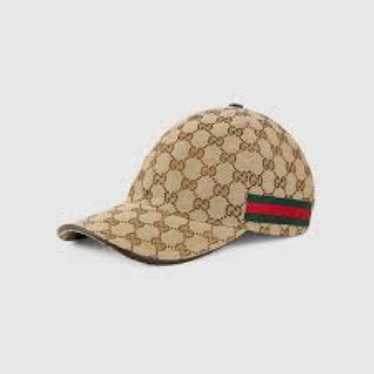 ⭐未使用級⭐GUCCI GG いちご柄 ベースボールキャップ　ストロベリー Gucci Women's Supreme Canvas GG Strawberry Baseball Hat Cap