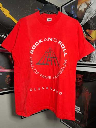 Vintage 90s rock hall - Gem