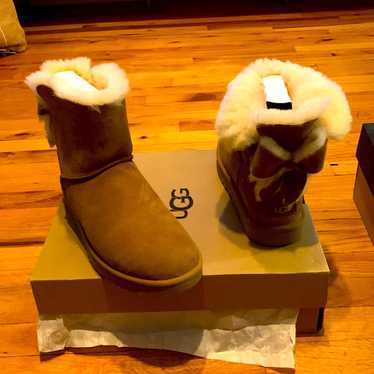 数限定!!SALE!!【UGG】CLASSIC HERITAGE BOW☆リボン☆ブラック UGG® Classic Heritage Bow for Women | UGG®