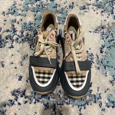 スニーカー Burberry SNEAKER (8083385 A1464) BURBERRY バーバリー スニーカー BOX ボックス 8083385