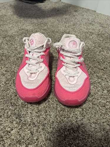 売り切り価格！　タグ付き　NIKE　819148-603 KD8 薔薇 27.5 ❢ NIKE 819148-603 KD8 薔薇 27.5