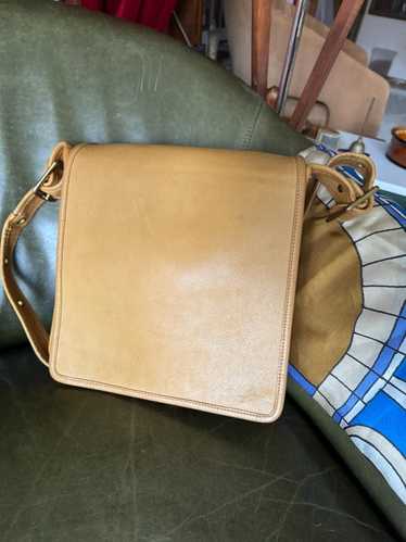 バッグ OLD COACH Leather pouch accessory holder Coach Vintage Leather Accessory Pouch Glovetan Red Gold