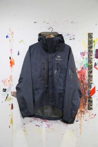 Arcteryx alpha sv made - Gem