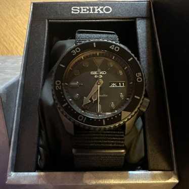 Seiko 5 sports journal - Gem