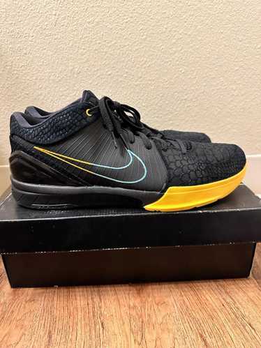 シューズ(男性用) Nike Kobe4 PROTRO FTB SNAKE 27.5 Kobe 4 Protro 'FTB' Release Date. Nike SNKRS