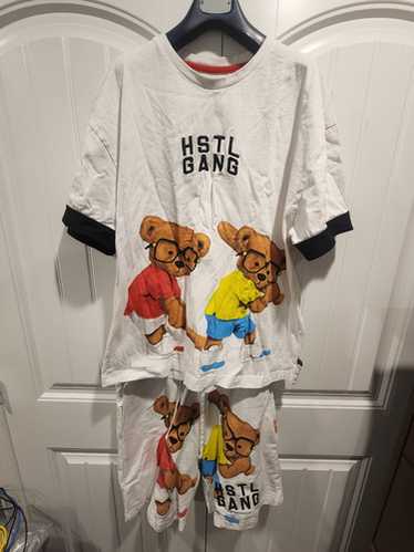 hustle gang bear tee