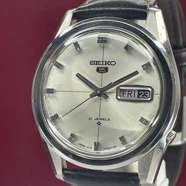 【美品】SEIKO 5 Automatic Vintage Mens Seiko 5 Mechanical Day And Date Gold Tone 1968