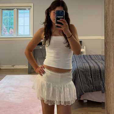 Edikted Women's Skirt - White - XS – Edikted Whit… - image 1