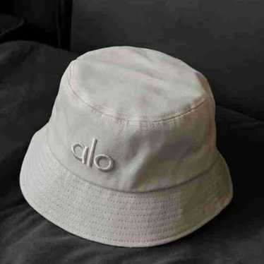 Faux Fur Polar Hat - Ivory | Alo Yoga