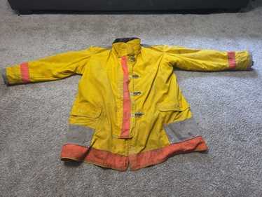 Vintage yellow fireman - Gem