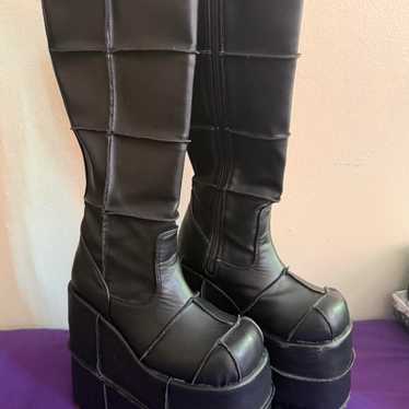 ゆみ　Y2K オーバーサイズドルマンダー ティフーディーブラック 2023年5月18日｜Converse × Rick Owens DRKSHDW TURBODRK Chuck