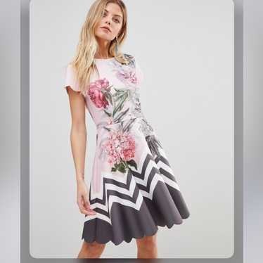 【TED BAKER】☆ティミア ドレス☆ Buy Ted Baker Cream Midori Ruched Mini Dress With Bow from