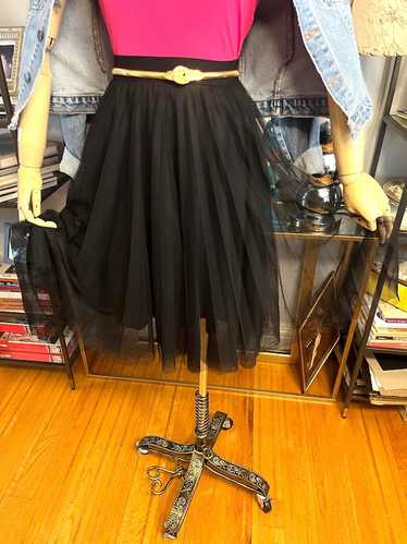 フラメンコ reel of lyricism tulle skirt : black TULLE RUFFLE MIDI SKIRT – Viktor&Rolf