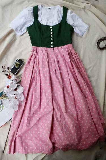 【フォークダンス衣装】グリーン SALZBURGER DIRNDL LOOK sz19-10-12.jpg