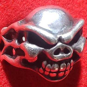 Travis walker skull - Gem