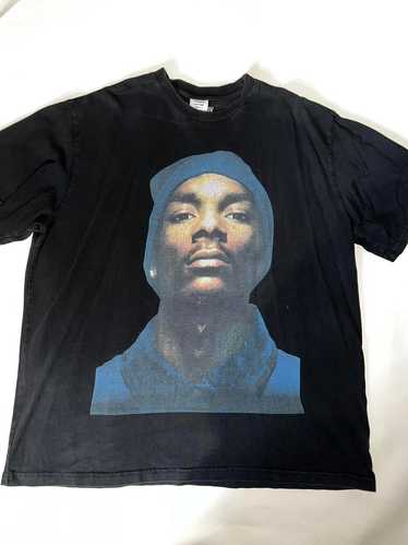 That $1,000 Snoop Dogg Tee Is Now $40 | GQ