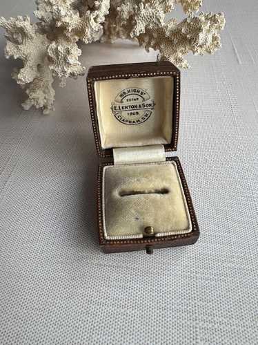 【激レア】ヴィンテージリングボックス ブック型 Antique victorian ring box - Gem