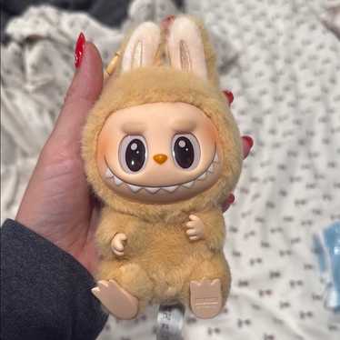 Labubu or baba - Gem